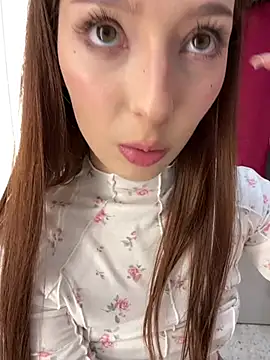 LilluKatten - lower jeans +grab juicy butt in public🍑