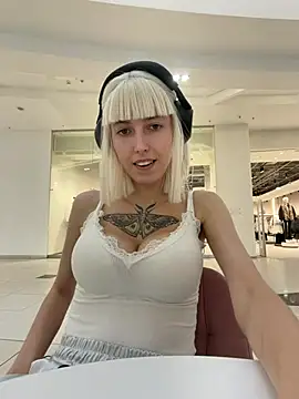 CaliMacKay - Masturbation in doggy