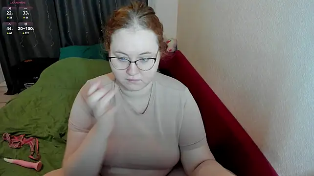 GeorginiaGrimes - spread ass close up