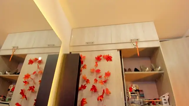 BellaFlaming - show pussy
