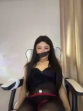 Celine-1010 - 假肉棒摩擦BB三分钟