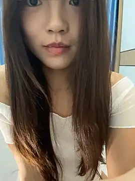 Youbaby-Love - 哥哥帮妹妹把刚刚的精油揉吸收了