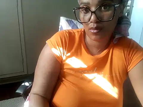 Lakwanda - 🤍Butt Plug on oily Ass🤍