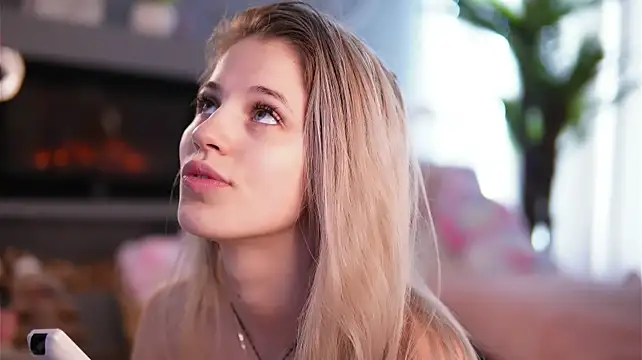 AvaSykes - pillow princess orgasm💦