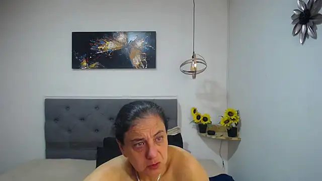 Sasi_luna - Sexy dance + All naked 🌸🌸