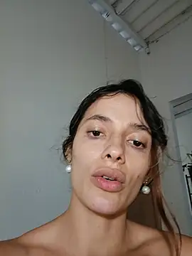 Karenarango - PUSSY PLAY