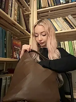 Melissa_grr - Show my HOT HOT BOOBS! XOXO