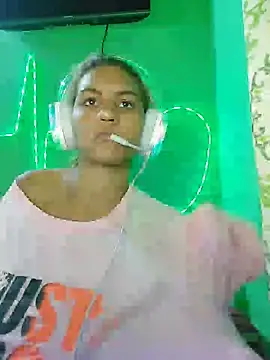 Stephanieeth - Welcome to my room; I hope we have a lot