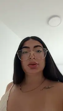 Mia_222 - DOMI CONTROL ON MY CLITORIS VERY CLOSE
