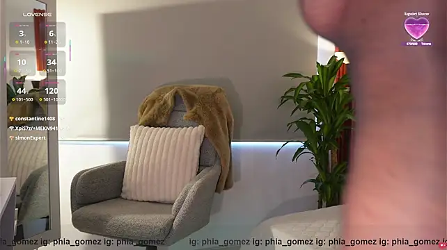 Whitneyhot - squirt bigggggg for you!