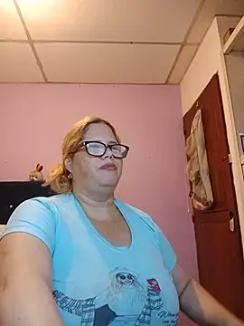EllisW8 - Ride Dildo Topless