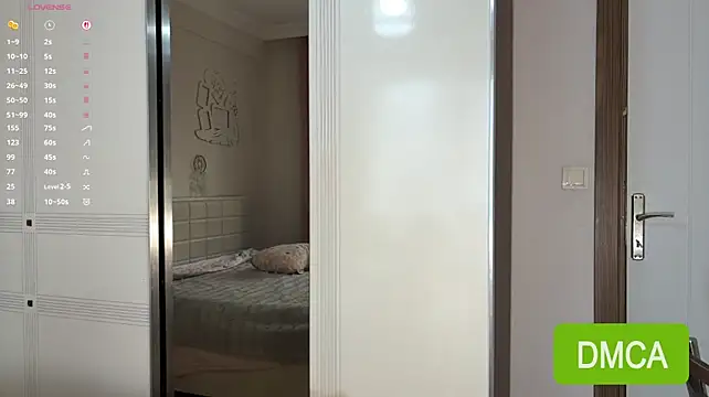 JuliaPierce - lift up my shorts and take a peek at ass