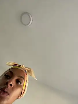 Julixxx22 - Asshole