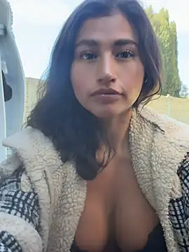 Sexi_noemi - sucking my own breasts 🥵