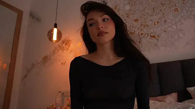 Ibiddi - Glass dildo in pussy