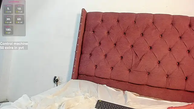 Lau_hotfox - RIDE DILDO