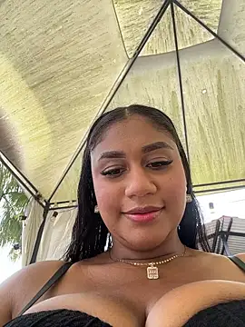 NayTorres - RUB MY PUSSY IN PUBLIC AND PANTIE OFF