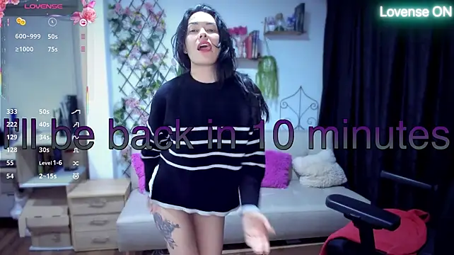 Lunlunera - Undress me and make me yours