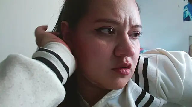 Just_danna - ✨ Oil on my tits ✨