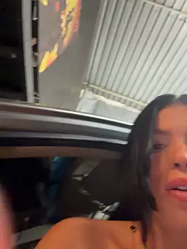 Rafaellaz - Masturbar no carro do cliente