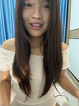 Youbaby-Love - 哥哥帮妹妹把刚刚的精油揉吸收了