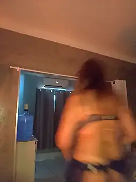 Marcelabusty - Sentar no consolo enquanto aperto o bico