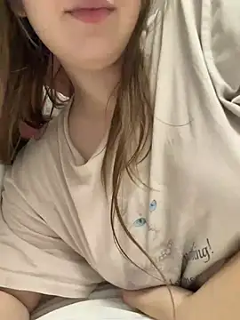HornyGirlH - SHOW TITS