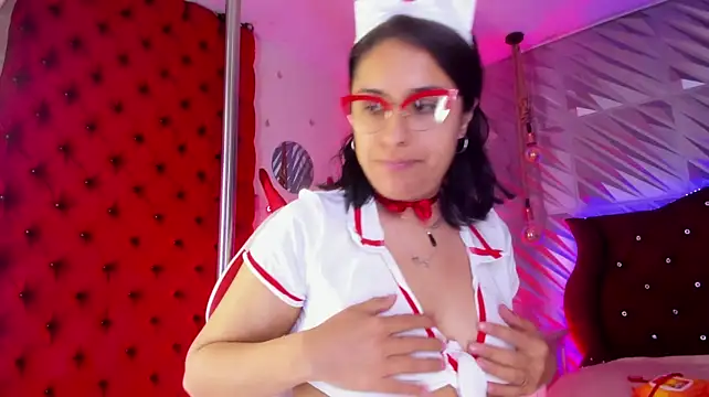 Roxanne_Han - play with tits + oil💦😈