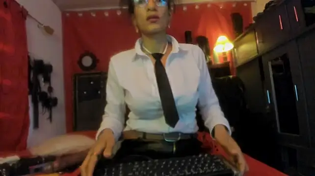 AmelieMartinez - a lot saliva and oil on my big tits mmm