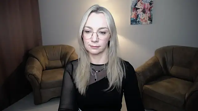 Ava_Elior - Professional neck and back massage