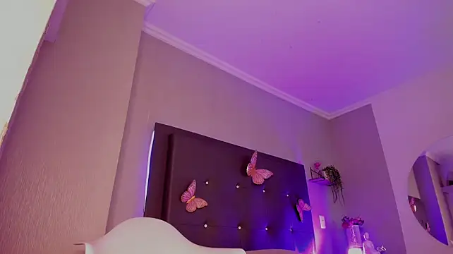 Emma_lye - 🍑🔥clap ass + red ass🍑🔥🤭