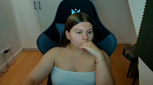 AbbyLuxee - DOGGY + CONTROL TOY 2 MIN