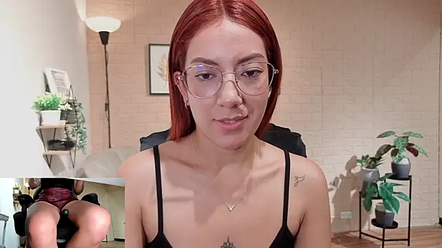 MissOffice_ - I show boobs for my boss