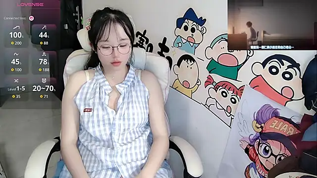 Angela-AMY - 我不嫌你穷，你也别嫌我胖多完美啊 脱掉内裤揉妹妹出水