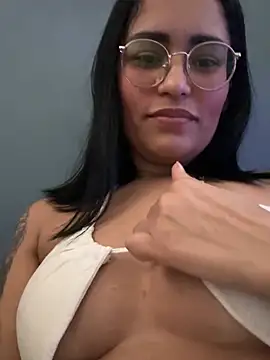 Saffadinhaa - 🔥 UNLOCK MY 2-MINUTE VIBRATOR SHOW