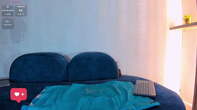 Naomii_Viper