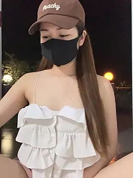 My_Melodyy - Make me pussy cum in public garden 🪴 😈