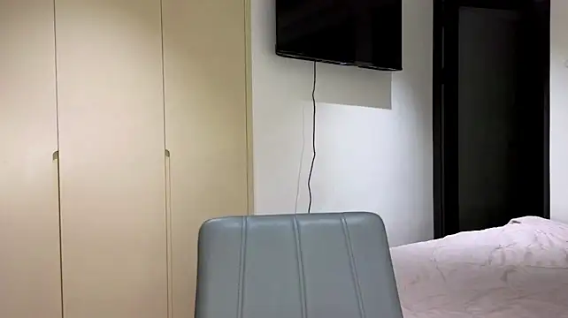 Error404_AliceNotFucked_ - sexy suck fingers