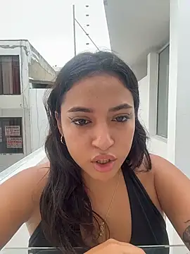 MeggyMae_ - show asshole in doggy