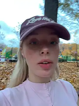 PollyLolly - Suck two fingers with saliva PUBLIC
