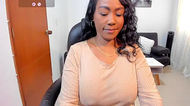 Alison_Lemos - 🍒clamps on my nipples🍒