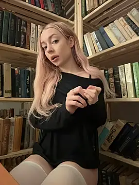 Melissa_grr - Show my WET WET PUSSY! XOXO