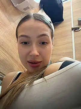 Coconut_milk - Spread pussy close up+touch clit