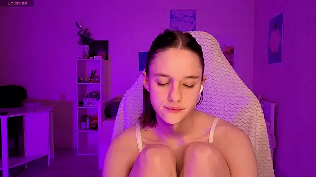 Britney_Ross - Take my toys
