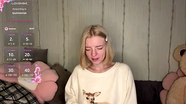 StasyBloom - show panty color