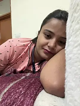 Assybauty - Nude dance and shower show