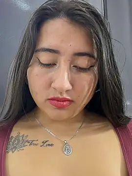 _Sarah-Office1 - Time squirt OMG:dancing: