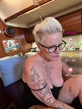 German_Milf - Last tip 4 FUCKVIDEOS Karin&TS Peggy