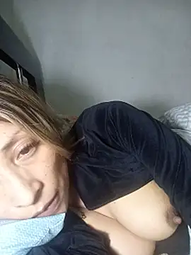 Alexiajames_13