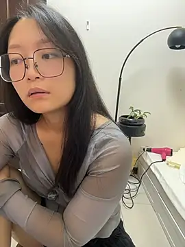 Wt0314 - 换情趣衣服全身抹精油